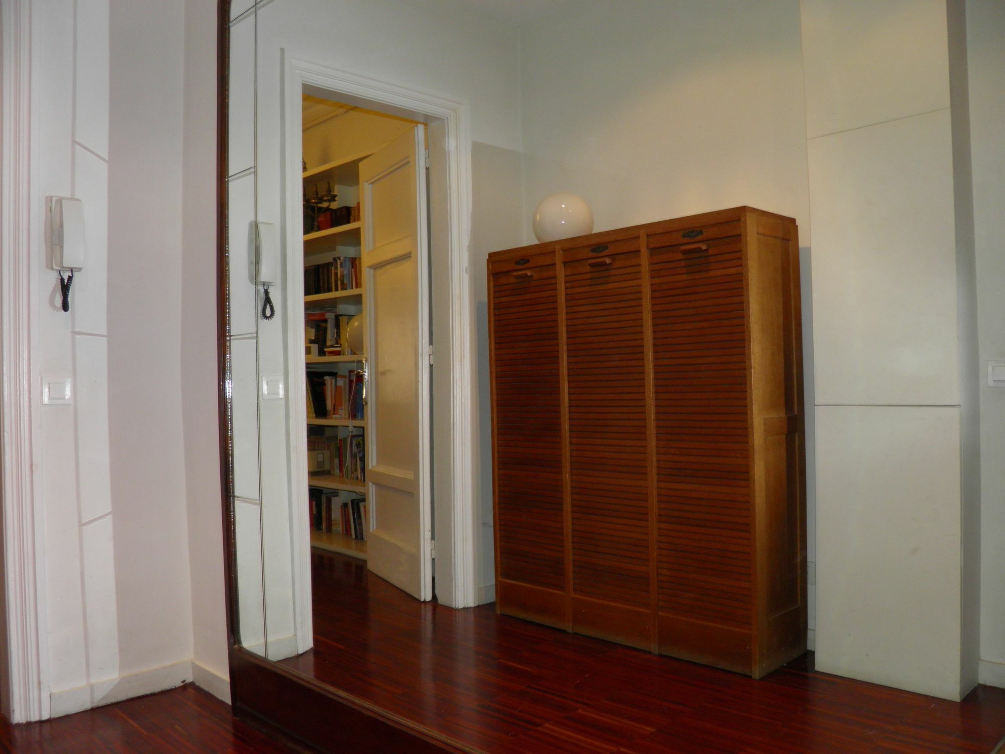 Suitur Courtyard Apartment Barcelona Exterior foto